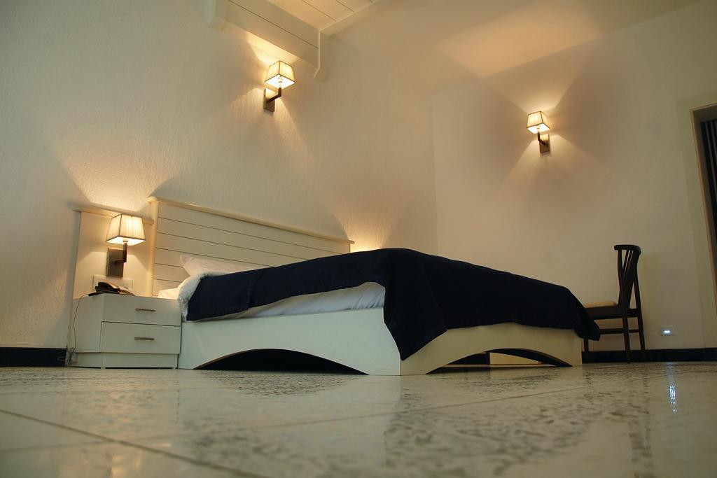Blue Waters Hotel Kundapur Quarto foto
